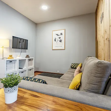 Experience The Charm With Terrace Appartement *